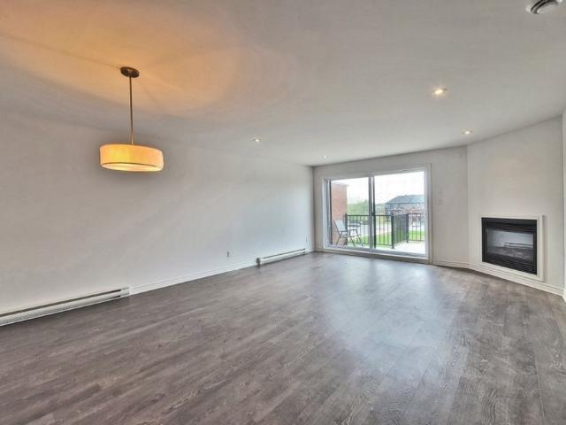 Appartement à louer Laval Chomedey Autres
