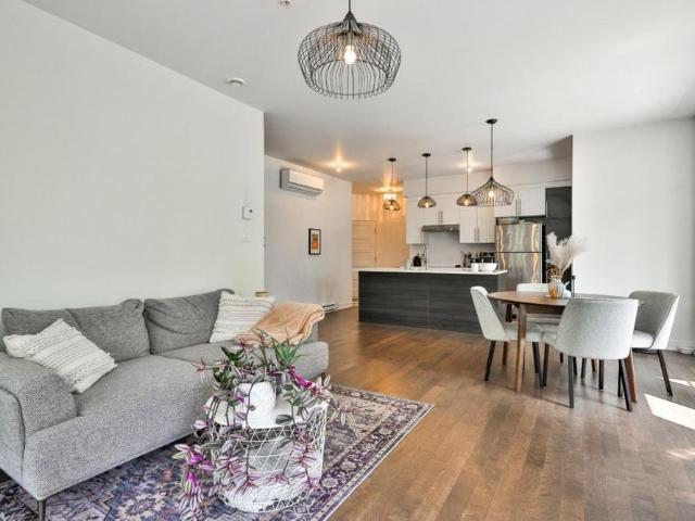 Appartement à louer Laval Chomedey Carrefour Saint Martin