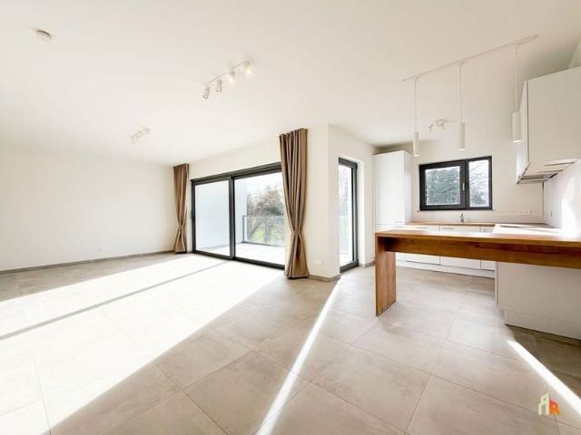 Appartement à louer pour 1100 euro avec 2 chambres à coucher