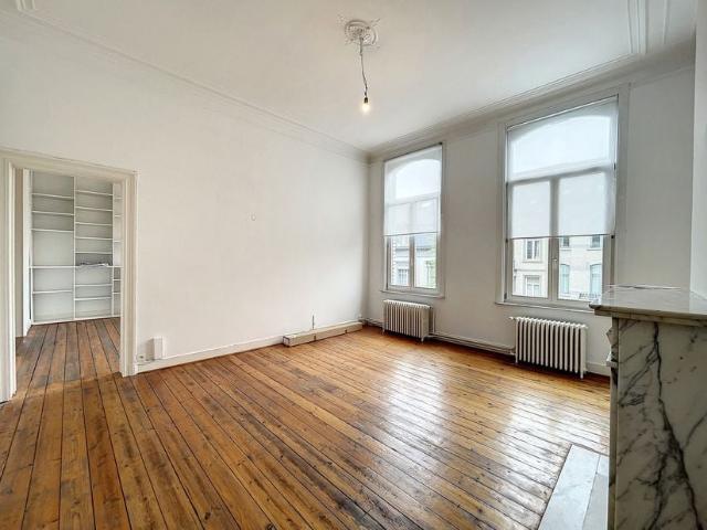 Appartement à louer pour 1250 euro avec 1 chambres à coucher