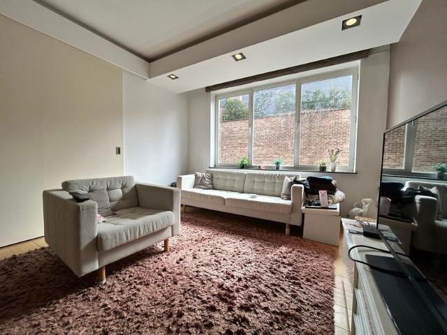 Appartement à louer pour 1300 euro avec 1 chambres à coucher