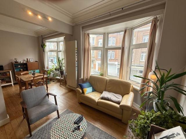 Appartement à louer pour 1300 euro avec 2 chambres à coucher
