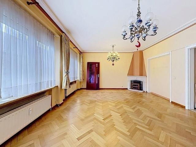 Appartement à louer pour 1300 euro avec 2 chambres à coucher