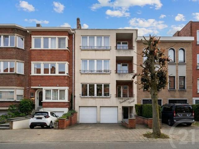 Appartement à louer pour 1400 euro avec 1 chambres à coucher