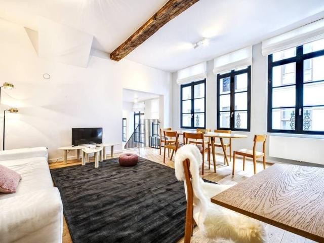 Appartement à louer pour 1400 euro avec 1 chambres à coucher