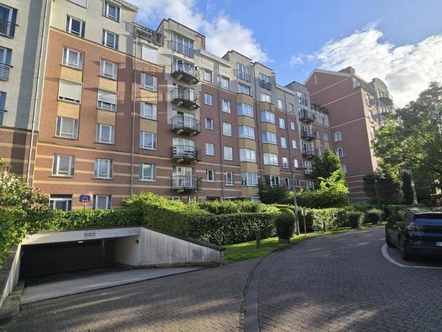 Appartement à louer pour 1400 euro avec 2 chambres à coucher