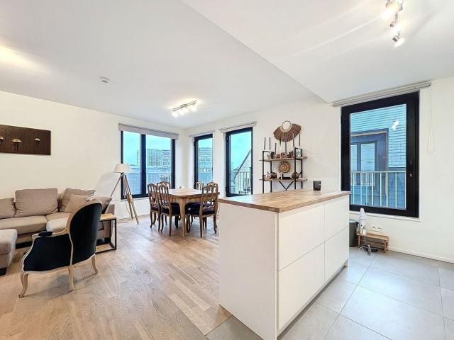 Appartement à louer pour 1650 euro avec 2 chambres à coucher