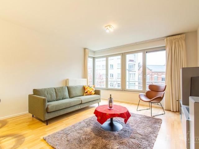 Appartement à louer pour 1700 euro avec 3 chambres à coucher