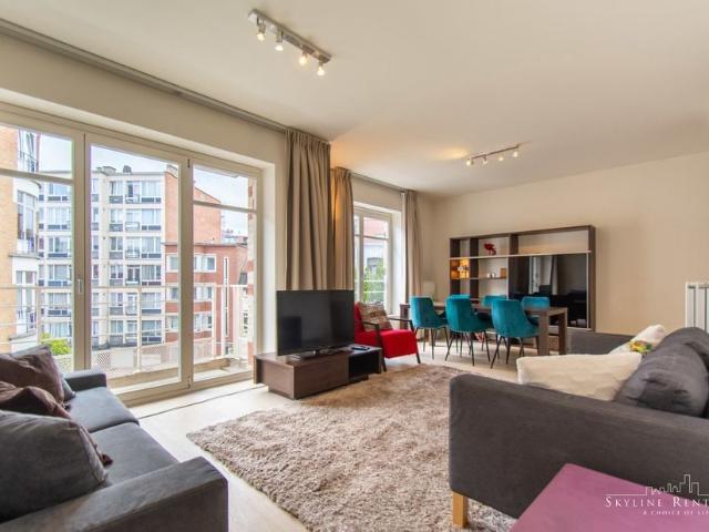 Appartement à louer pour 1700 euro avec 2 chambres à coucher