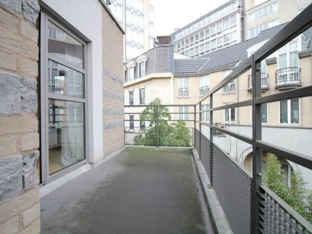 Appartement à louer pour 1800 euro avec 2 chambres à coucher