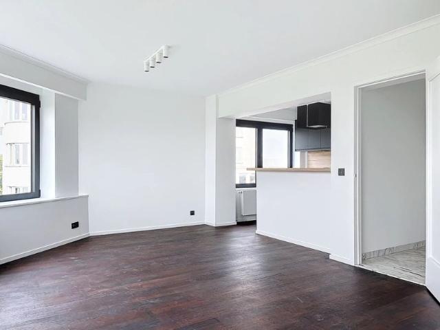 Appartement à louer pour 1950 euro avec 2 chambres à coucher