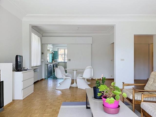 Appartement à louer pour 1950 euro avec 2 chambres à coucher