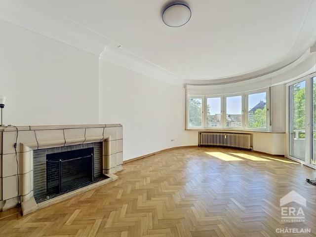 Appartement à louer pour 2200 euro avec 3 chambres à coucher
