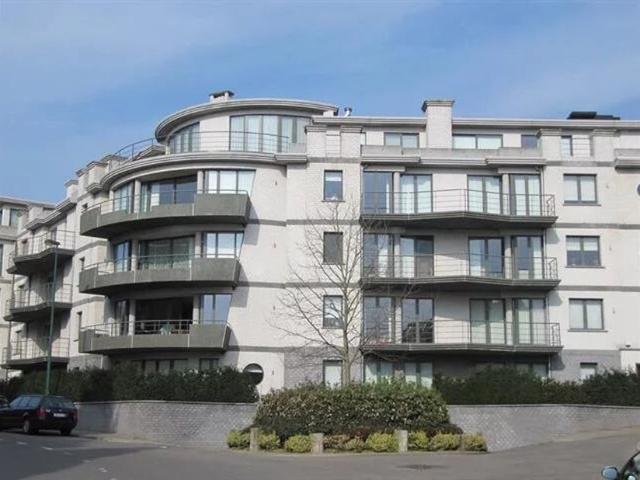 Appartement à louer pour 2350 euro avec 2 chambres à coucher