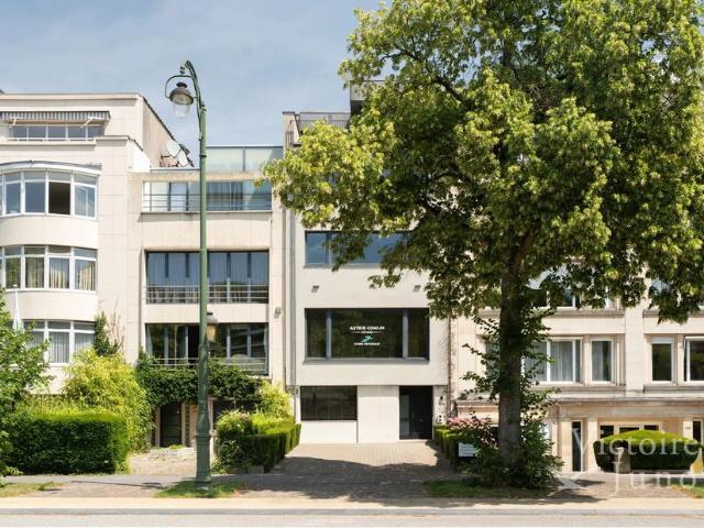 Appartement à louer pour 2600 euro avec 3 chambres à coucher