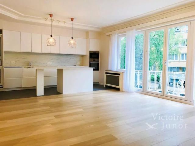 Appartement à louer pour 2700 euro avec 3 chambres à coucher