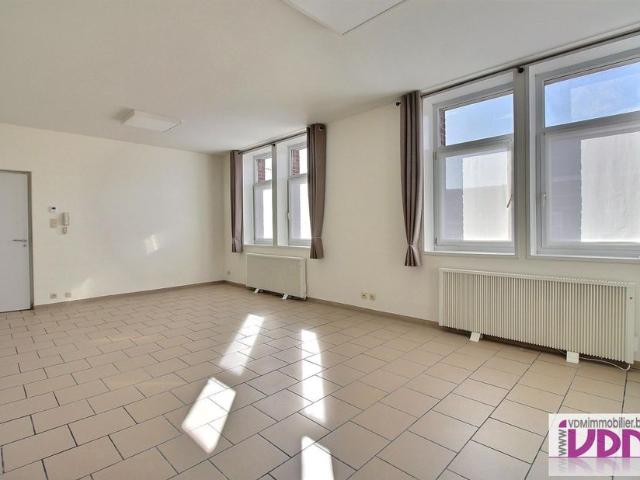 Appartement à louer pour 595 euro avec 2 chambres à coucher