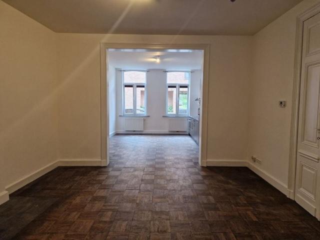 Appartement à louer pour 745 euro avec 2 chambres à coucher
