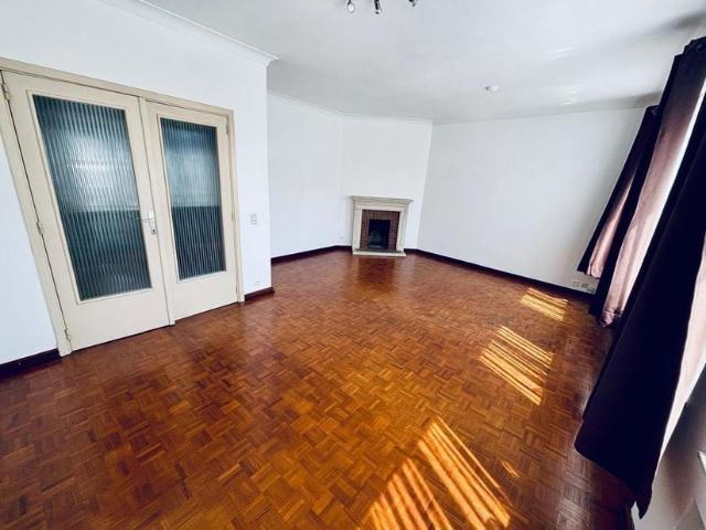 Appartement à louer pour 760 euro avec 2 chambres à coucher