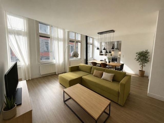 Appartement à louer pour 800 euro avec 2 chambres à coucher