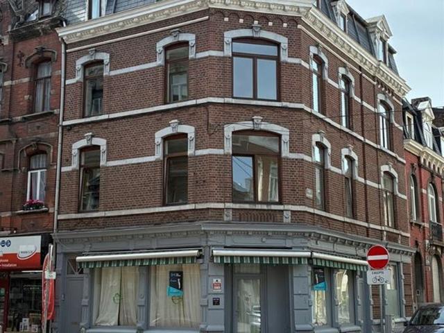 Appartement à louer pour 875 euro avec 2 chambres à coucher