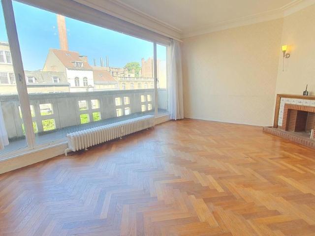 Appartement à louer pour 900 euro avec 1 chambres à coucher