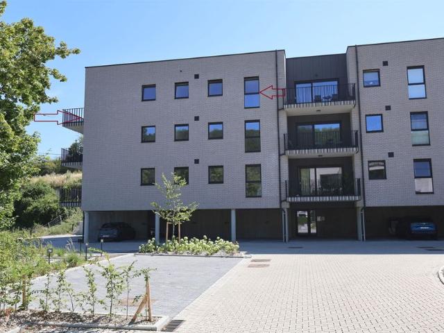 Appartement à louer pour 925 euro avec 3 chambres à coucher