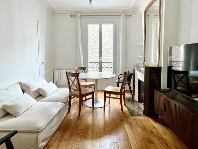 Appartement à louer rue Chevert, Paris 7ème