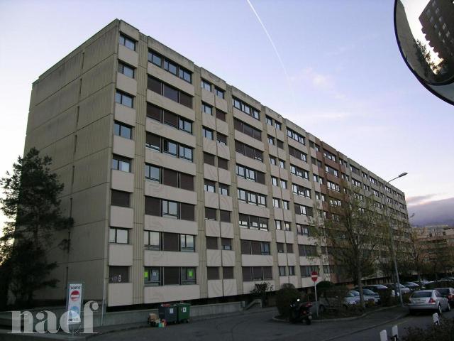 Appartement à louer Rue des Lattes 9