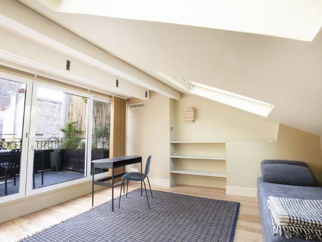 Appartement à louer rue Monsieur le Prince, Paris 6ème