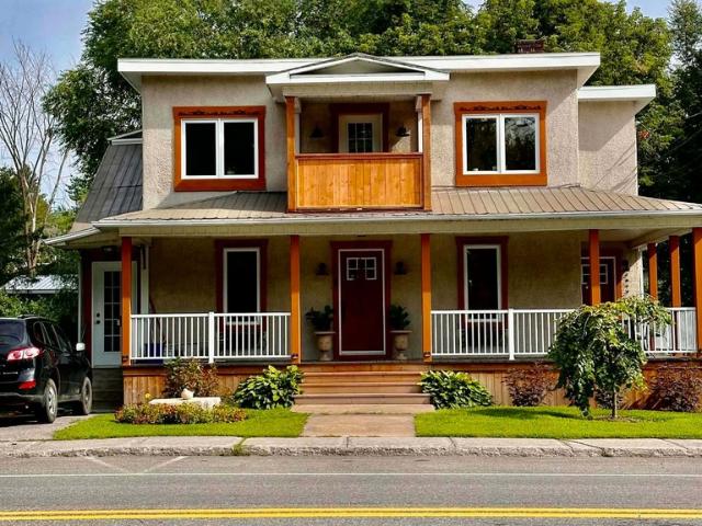 Appartement à Louer Rue Notre Dame Montebello, Montebello 6 photos | Logis Québec