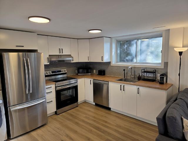 Appartement à Louer Rue Reinhardt, Hull Gatineau 14 photos | Logis Québec