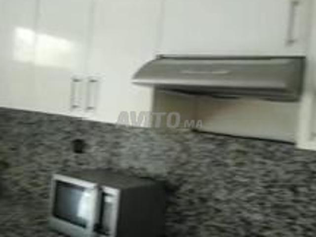 Appartement à louer route de la Rahma proche Boussouai
