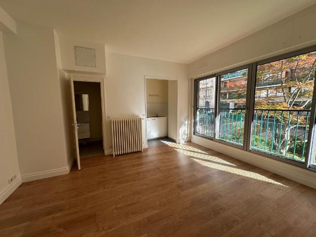 Appartement À Louer Studio