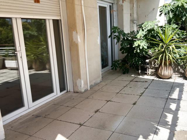 Appartement à louer T4 avec 2 terrasses à Avignon prox remparts