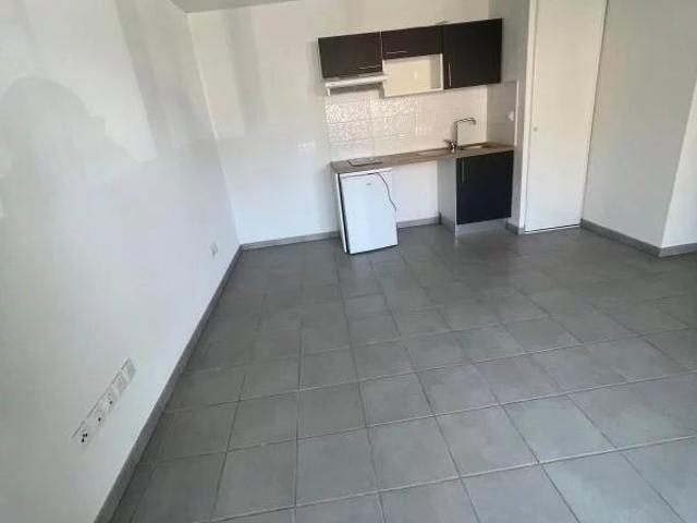 Appartement À Louer T2 Frouzins