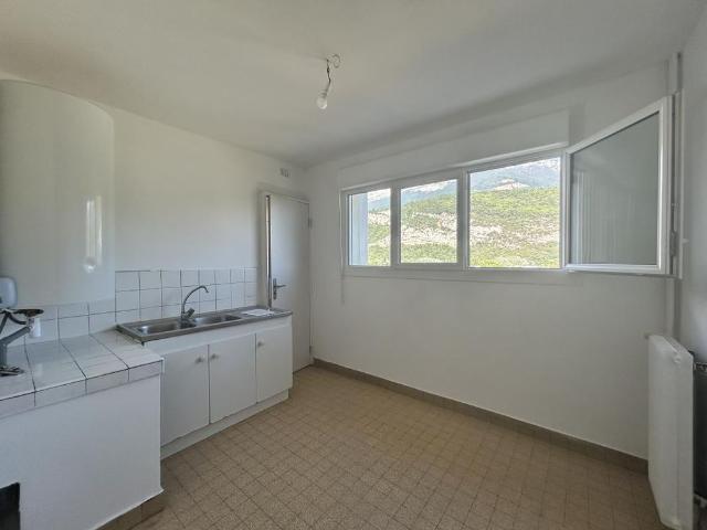 APPARTEMENT A LOUER T3 LA LUIRE