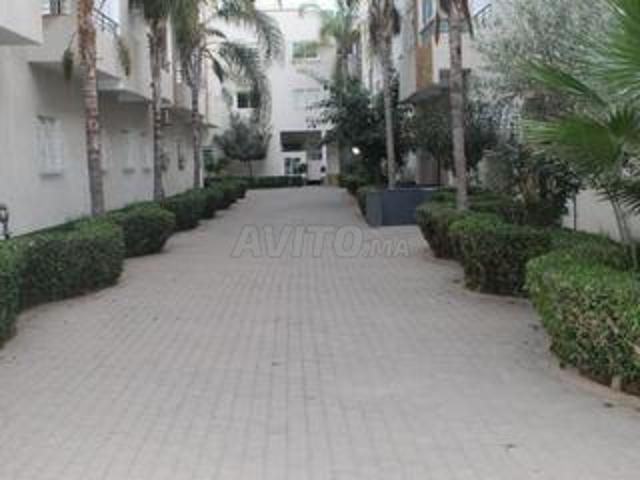 Appartement à louer temara résidence khizorane