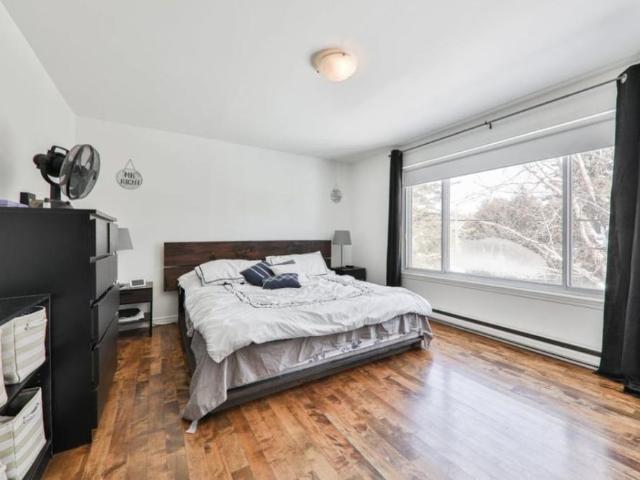 Appartement à louer – Très grand 5½ | Saint Sauveur