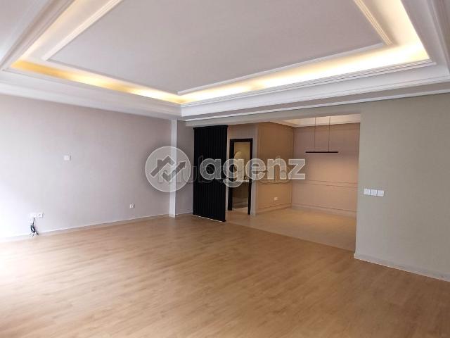 Appartement à louer 143 m², 3 chambres Racine Casablanca