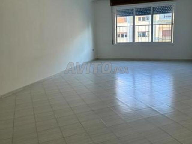 Appartement à louer 140 m² à Tanger centre ville