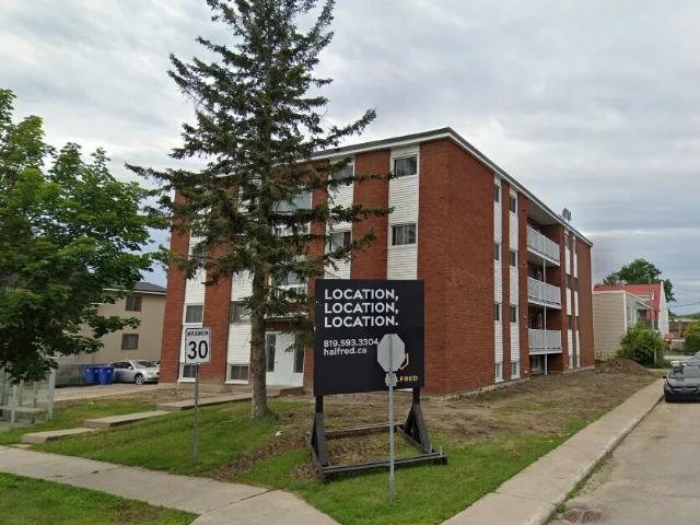 Appartement à Louer 155 Rue Wìgwàs, Hull Gatineau 30 photos | Logis Québec