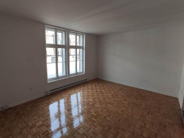 Appartement à Louer 1590 rue Logan, Ville Marie Centre Ville, Vieux Montréal 10 photos | Logis Québec