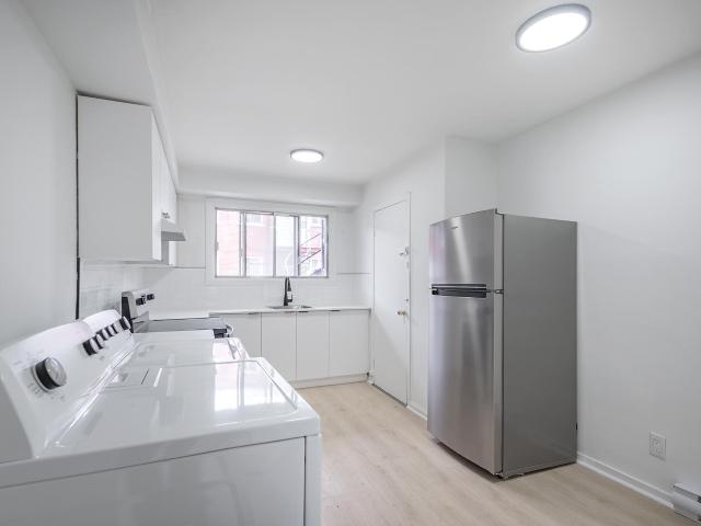 Appartement à Louer 15e Avenue, Villeray/Saint Michel/Parc Extension Montréal 20 photos | Logis Québec