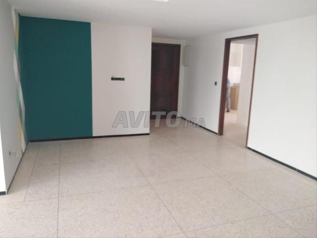 Appartement à louer 163 m² à Rabat