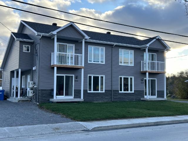 Appartement à Louer 160 boulevard Saint David, Saint David de Falardeau 8 photos | Logis Québec
