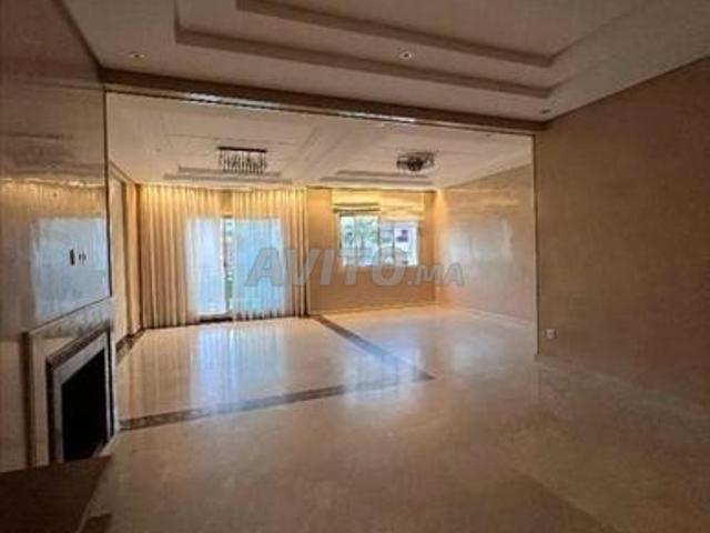 Appartement à louer 160 m² à Meknès