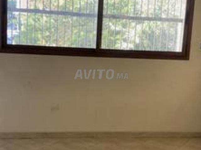 Appartement à louer 160 m² à Rabat