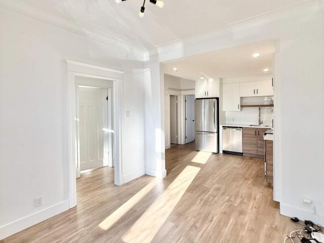 Appartement à Louer 1671 Rue le Caron Montréal H4E 1K1, Le Sud Ouest Montréal 12 photos | Logis Québec