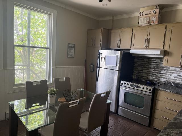 Appartement à Louer 1707 rue Cartier, Ville Marie Centre Ville, Vieux Montréal 11 photos | Logis Québec